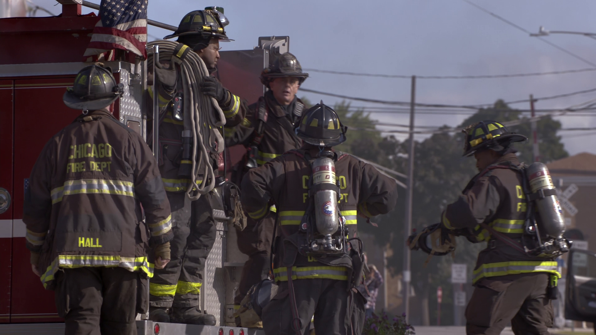 Пожарные Чикаго / Чикаго в Огне / Chicago Fire (2024) WEB-DL [H.264 ...
