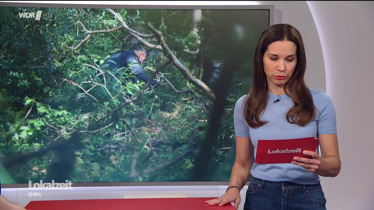 Kristina Sterz - °WDR Lokalzeit OWL° 06.07.2023 - 200X Caps_164.png
