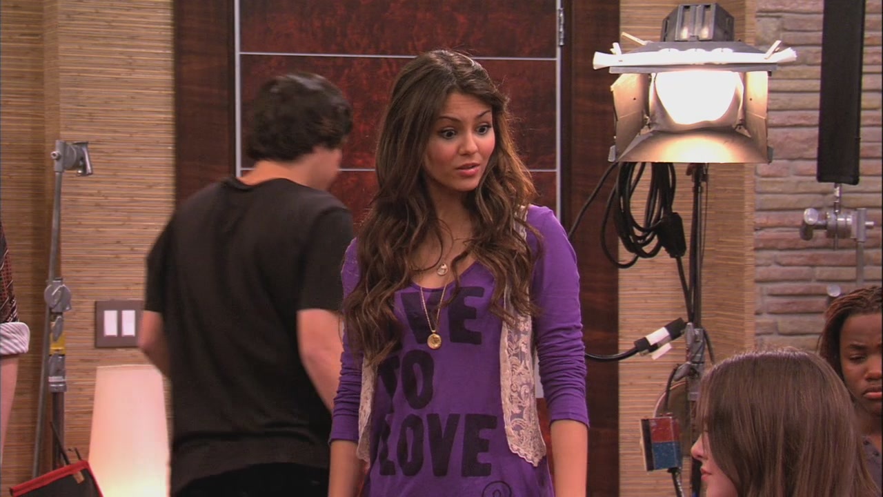 victoriajustice victorious118 okamicaps_266.JPG