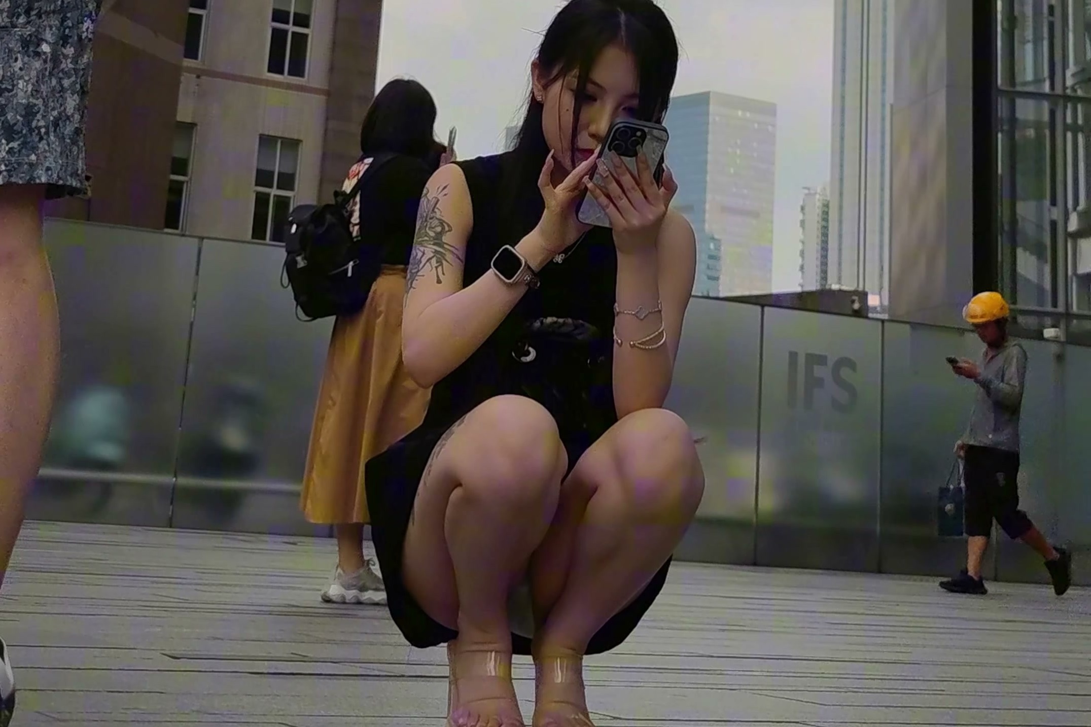 Accidental Sitting Upskirt – Asia No.67