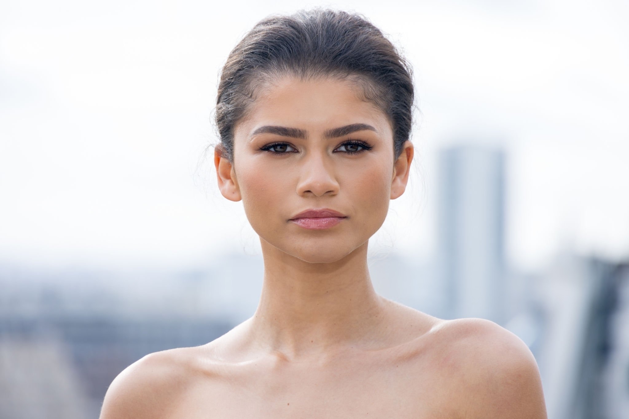 Coleman Zendaya - im Kleid 650 - 336.jpg