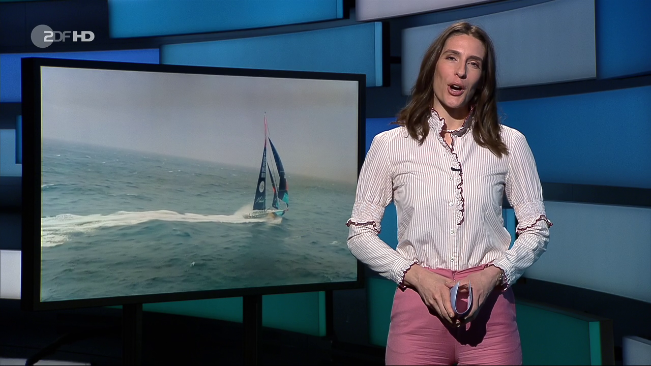Andrea Petkovic - °ZDF sportSTUDIO reportage° 21.05.2023 - 52X Caps_03.png