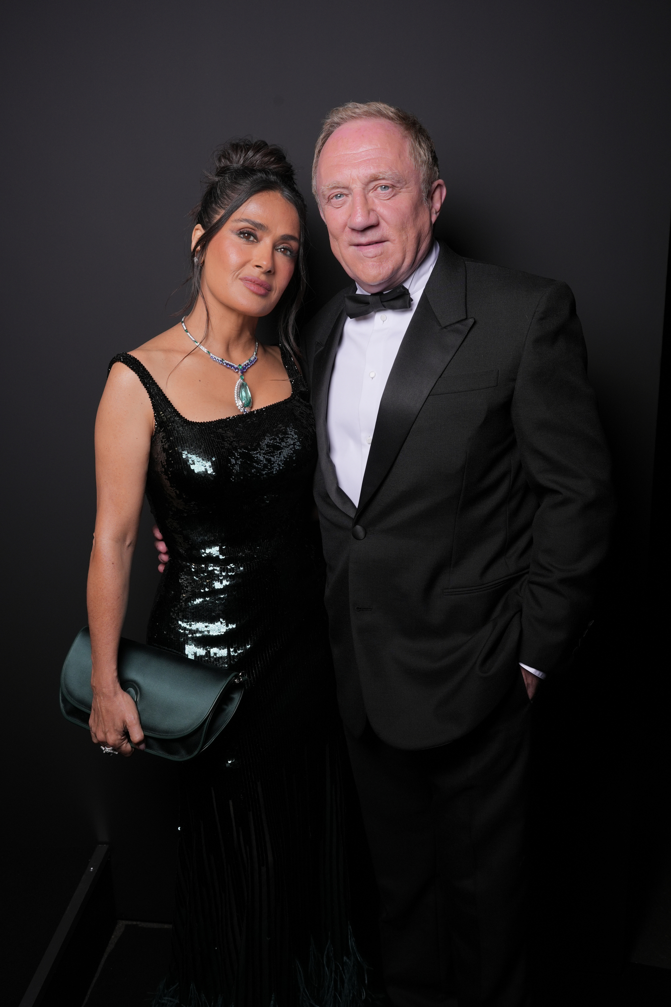 Salma_Hayek_-_2025.05.18_-_002_-_1333x2000.jpg