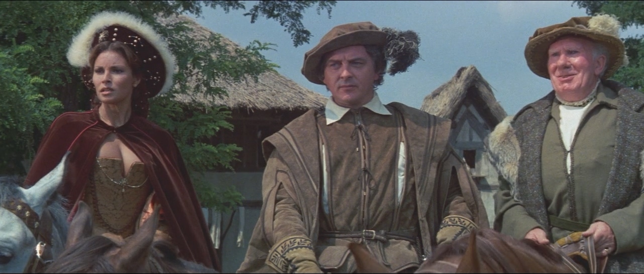 raquelwelch crossedswords okamicaps_022.jpg