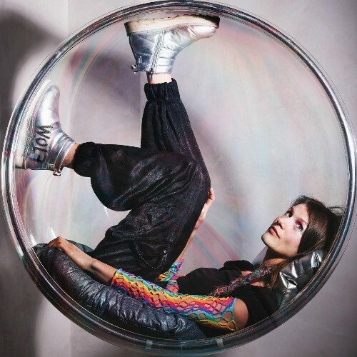  Ronja Maltzahn - BUTTERFLY AND WOLF: FLOW (2025) 