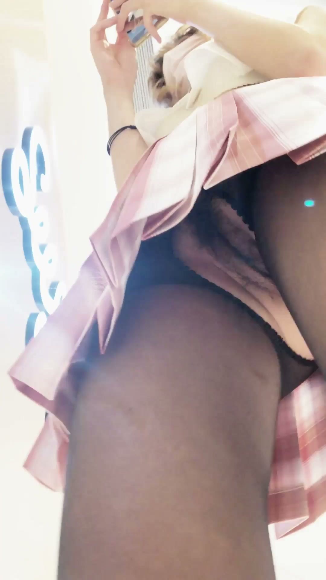 Upskirt No Panties – Asia Girl No.49