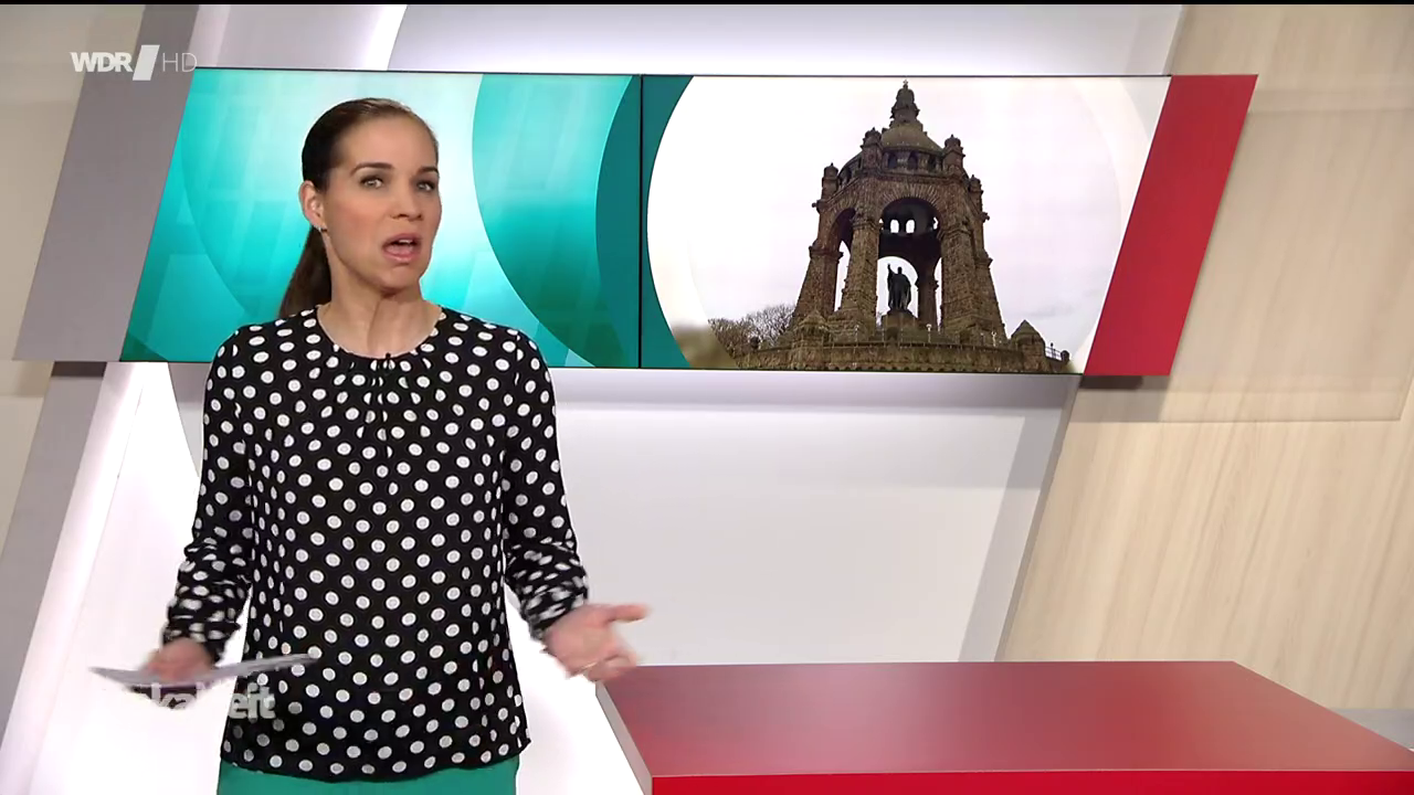Kristina Sterz - °WDR Lokalzeit OWL° 05.04.2024 - 142X Caps_30.png