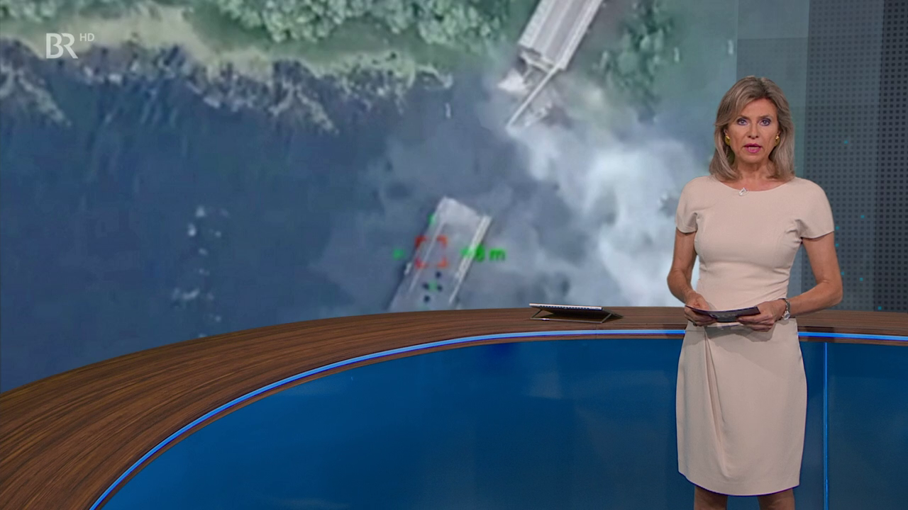 Anouschka Horn - °BR24° 17.08.2024 - 74X Caps_26.png