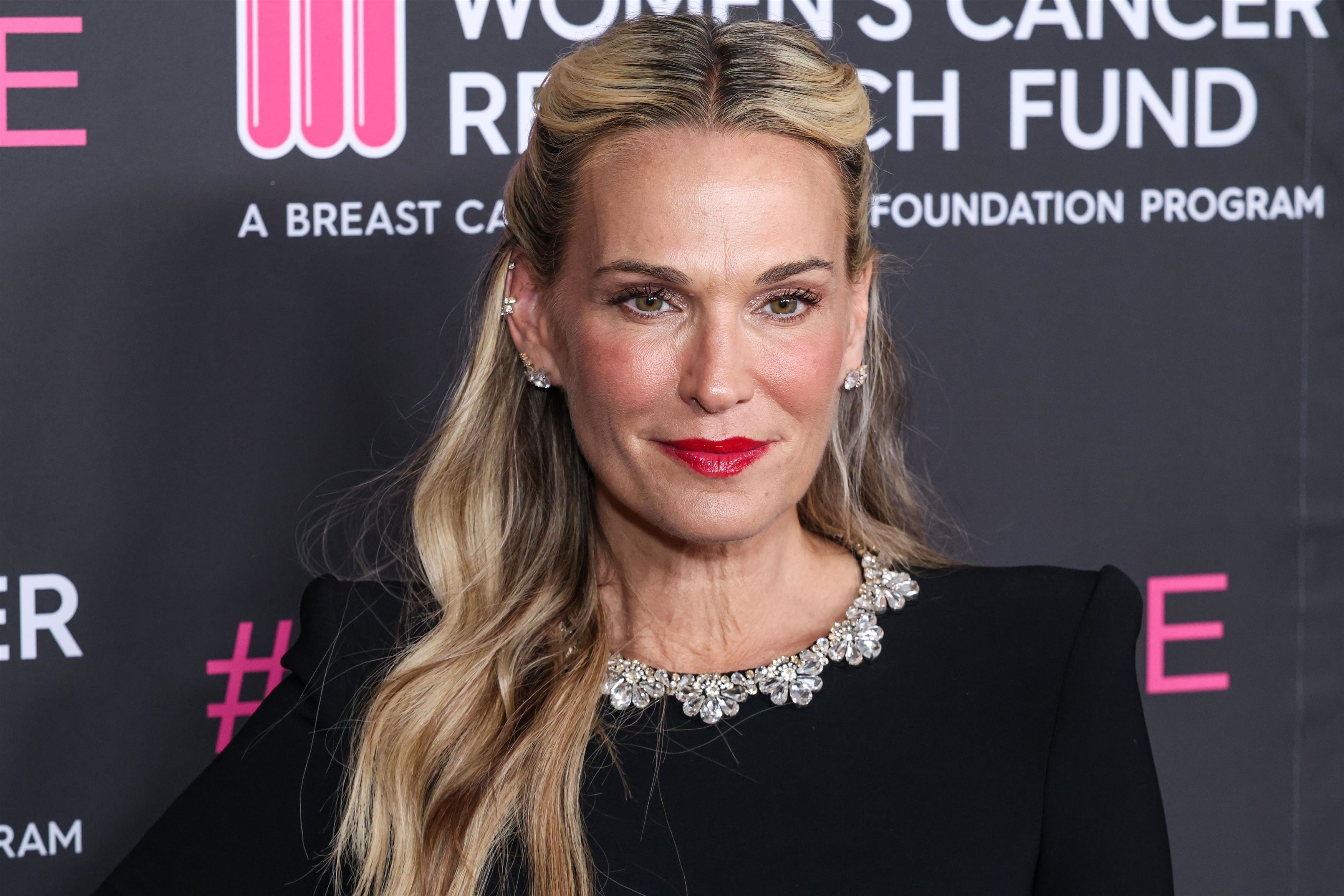 Molly Sims at An Unforgettable Evening 2025 Gala held at The Beverly Hilton in Lo_0007.jpg