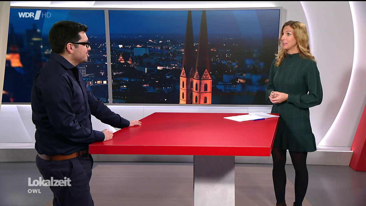 Amelie Fröhlich - °WDR Lokalzeit OWL° 03.01.2024 - 97X Caps_71.png