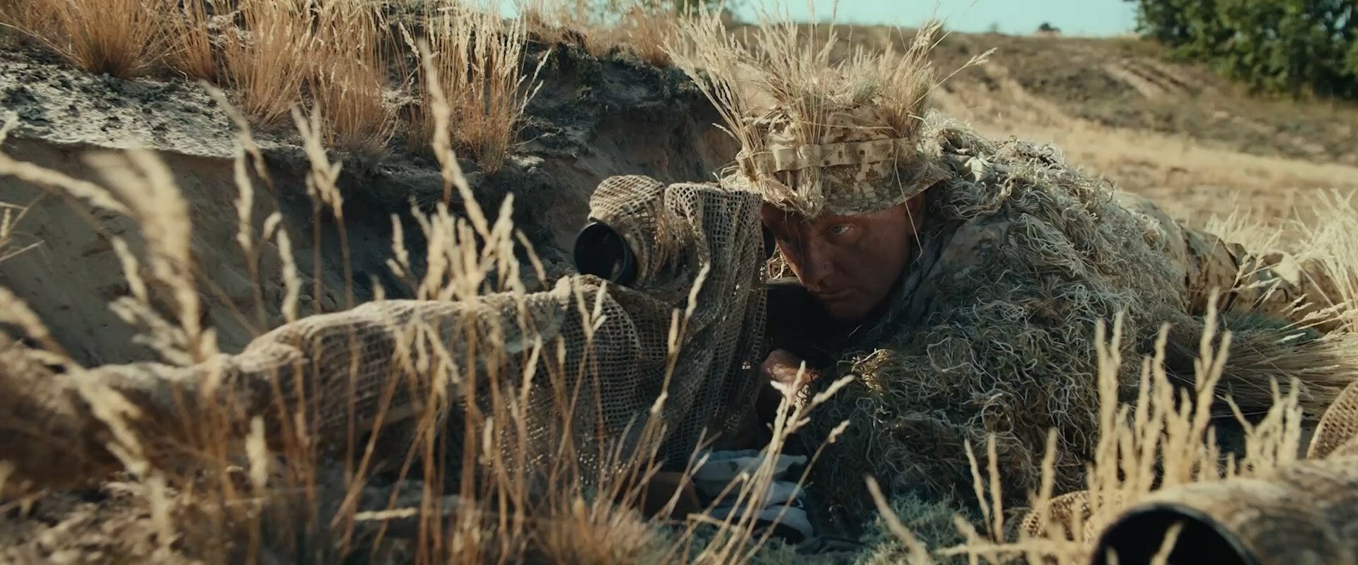 Снайпер.Білий Ворон.[Розширена версія].2022.WEB-DL.1080p-MAZEPA.mkv_snapshot_01.06.36.000.jpg