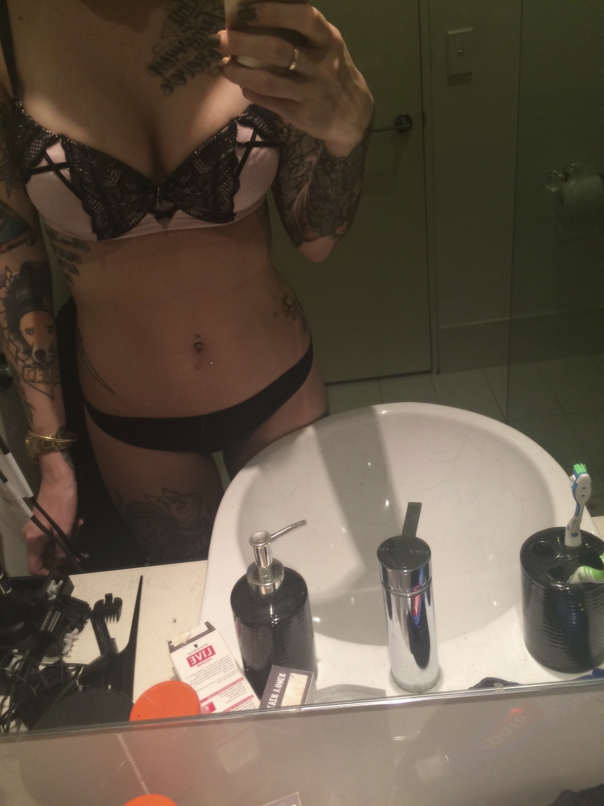 #1764142 image
