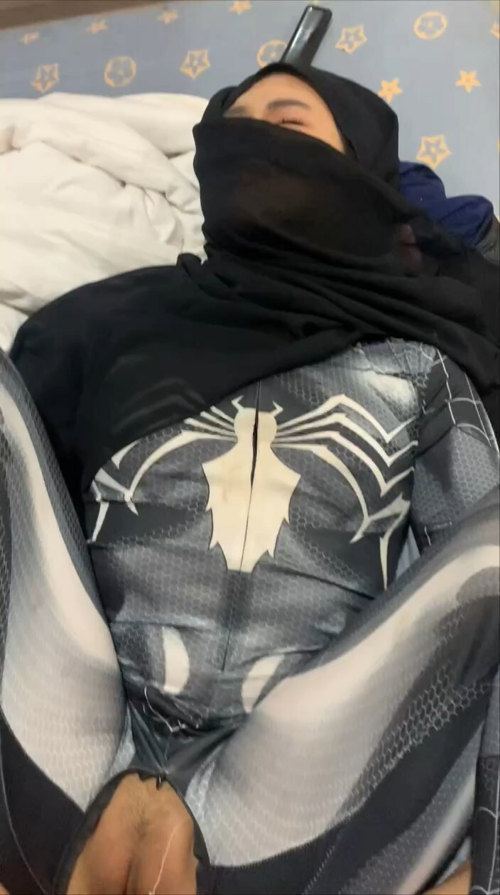 Video bokep ughtea spiderman Elin maymortis dientot