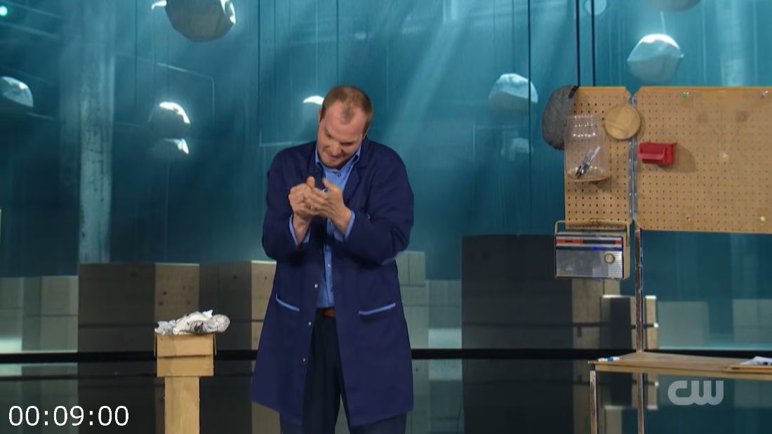 [Image: ME174OE7_o.png]