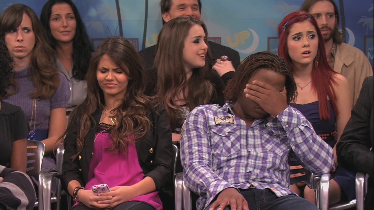 victoriajustice victorious118 okamicaps_547.JPG
