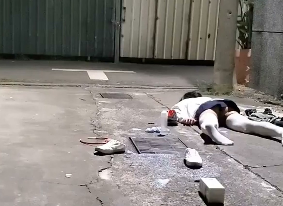 PREMIUM – Mad World – Real Rape – Drugged Japanese Girl No.6