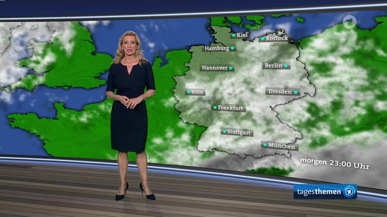 ClaudiaKleinert24022022fz.mp4-2022-02-24-23h29m02s869.jpg