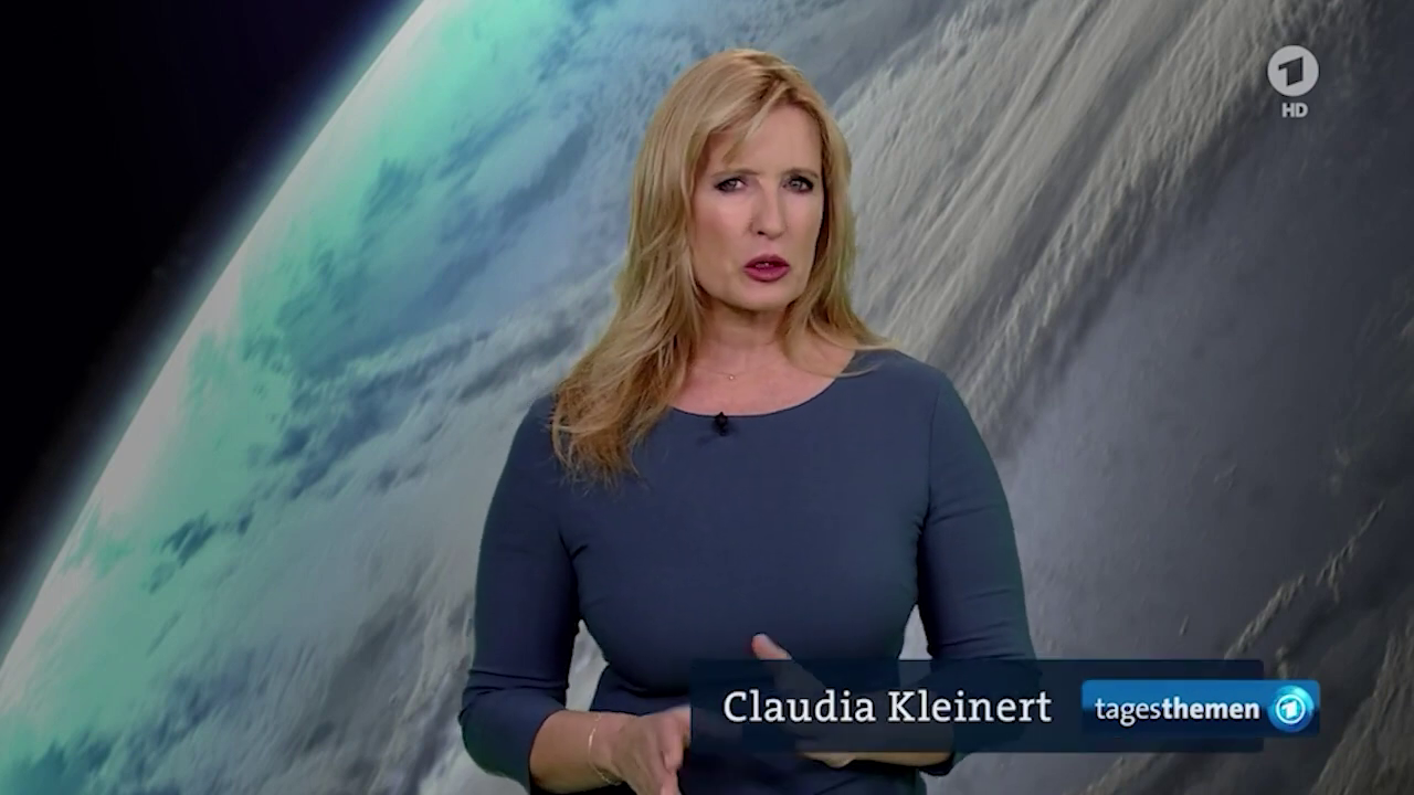 Claudia Kleinert - °ARD Wetter (MIX) 2023 - 167X Caps_116.png