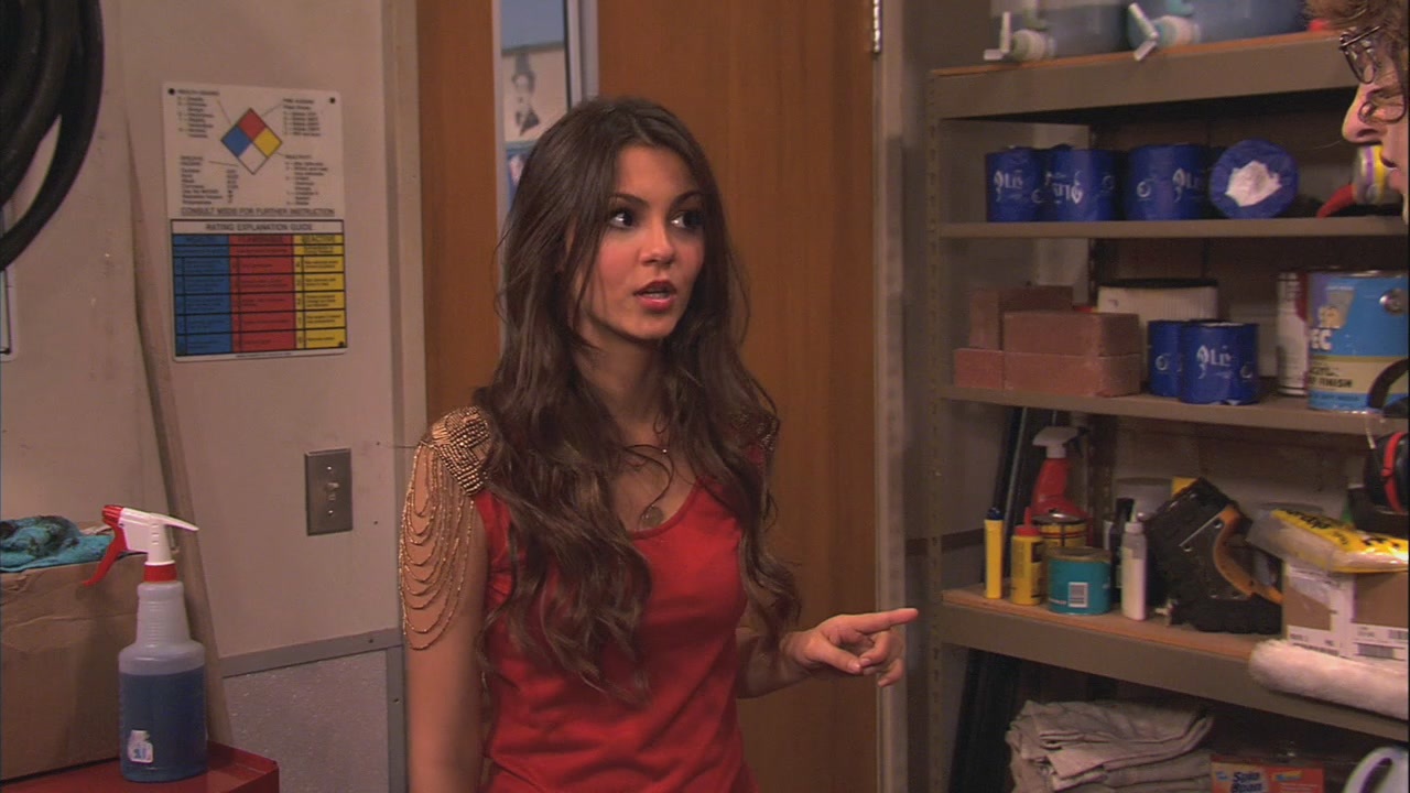 victoriajustice victorious111 okamicaps_255.JPG