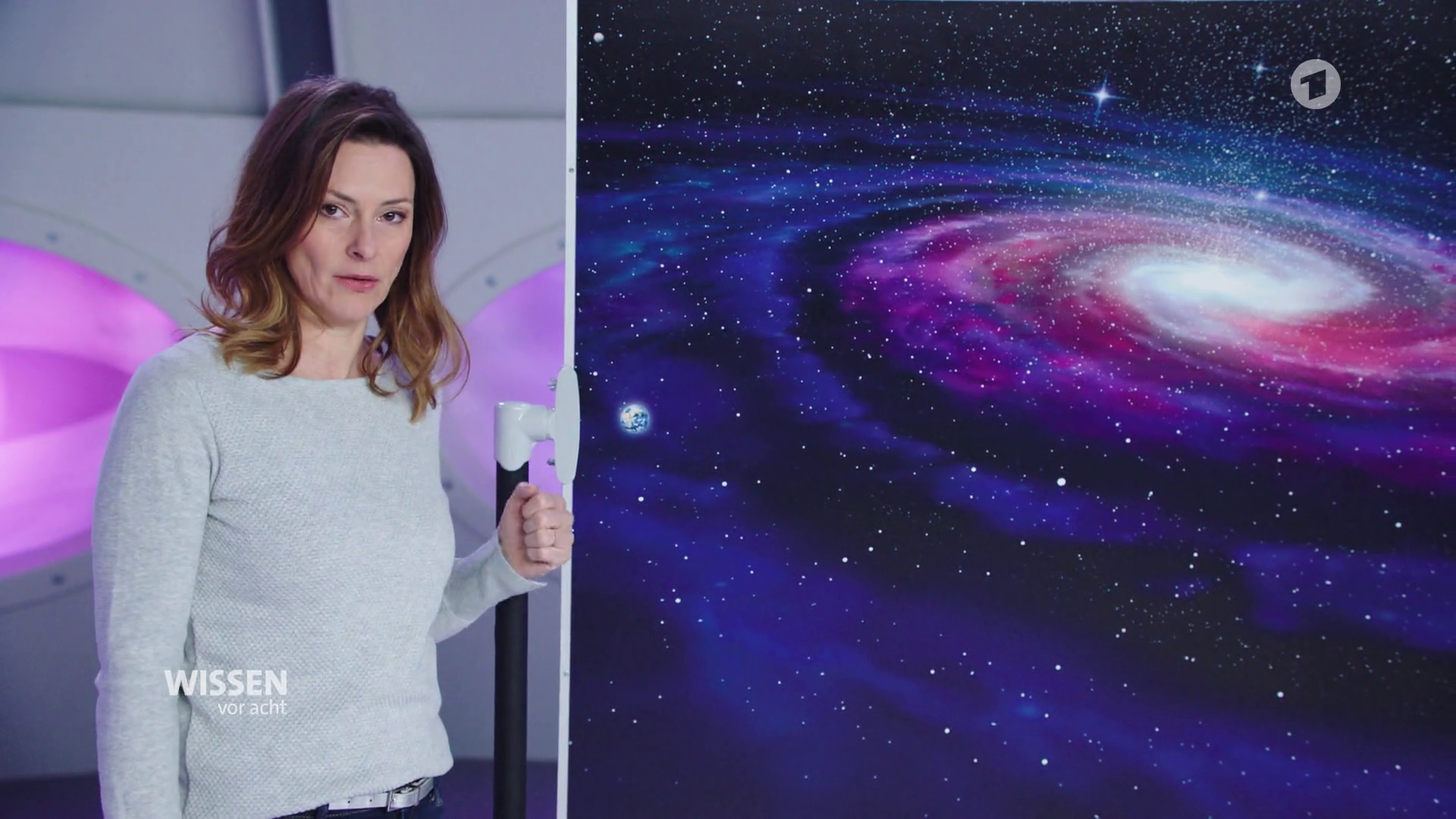Anja Reschke - °ARD WISSEN vor acht° 26.02.2024 - 70X Caps_30.png
