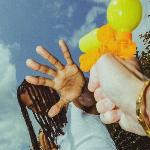  THEODORT - &#201;T&#201; 2015 (2025) 