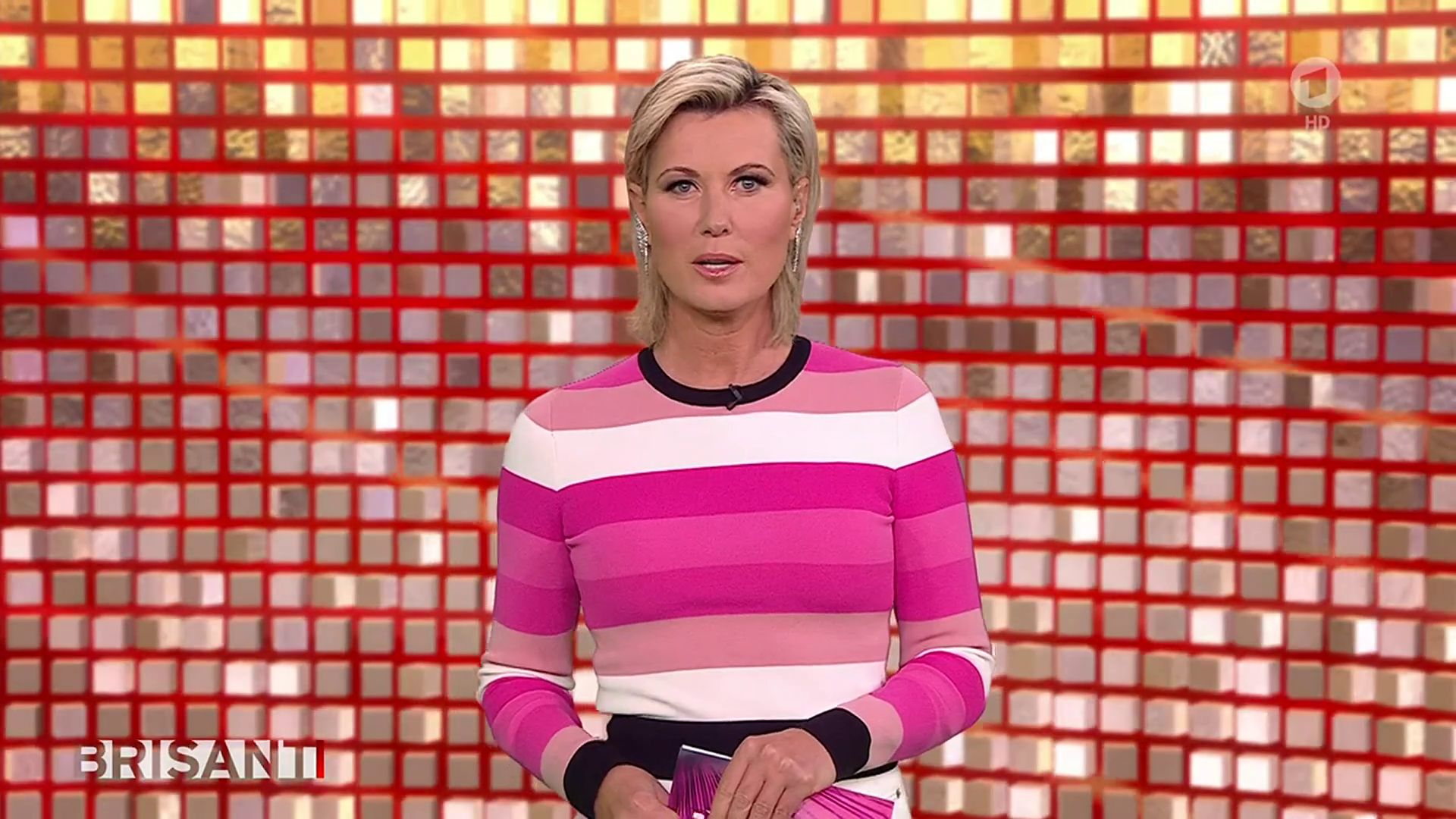 Kamilla Senjo - °ARD BRISANT° 22.01.2024 - 99X Caps_78.png