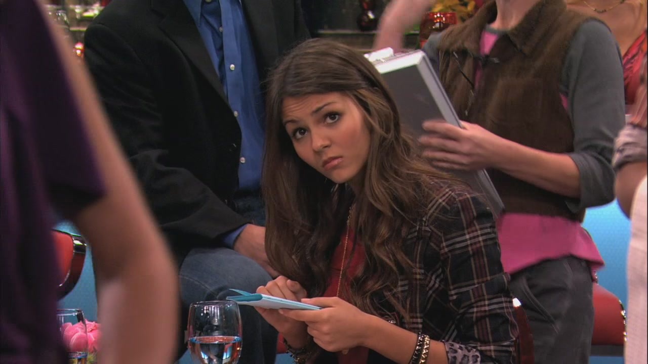 victoriajustice victorious110 okamicaps_277.JPG