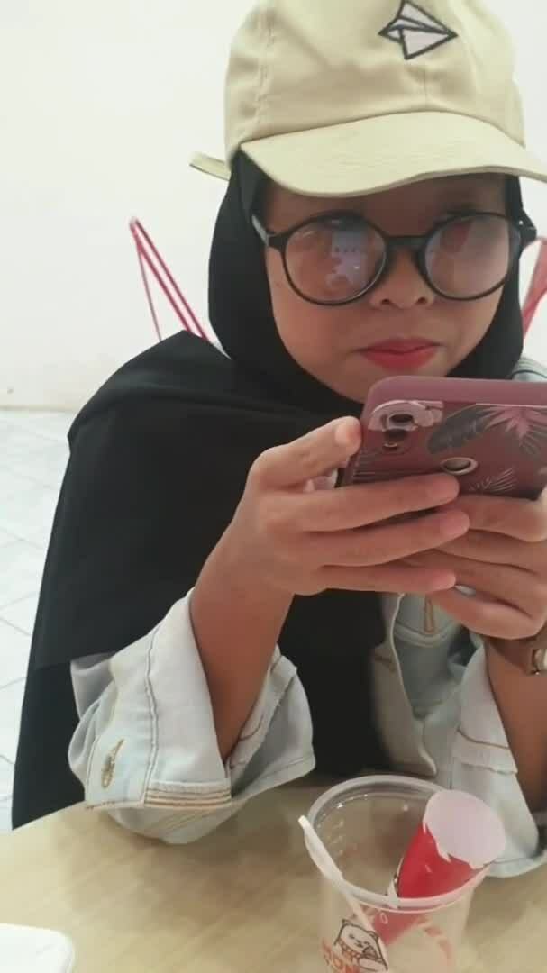 Hijab publicagent versi indo