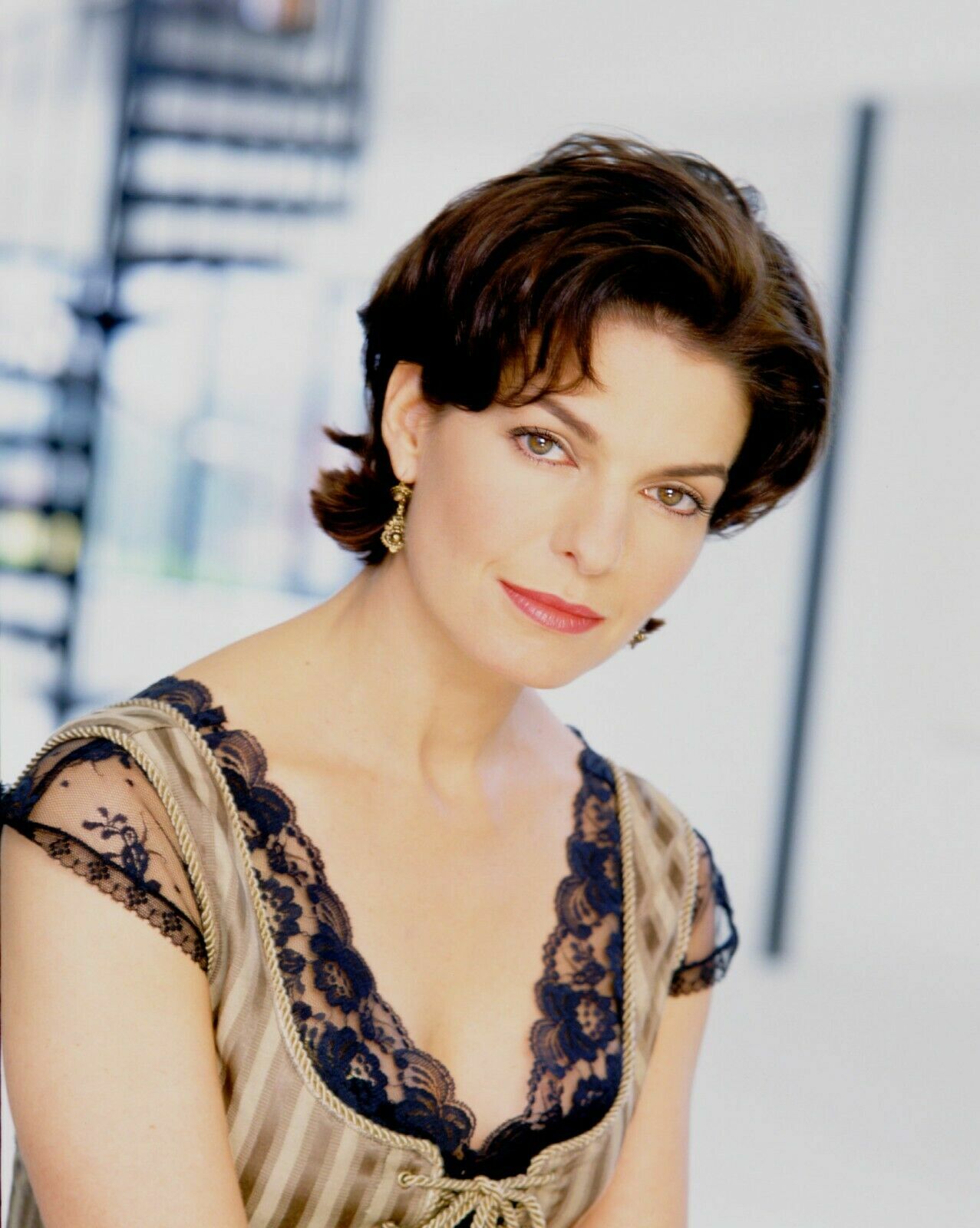 Sela Ward Image