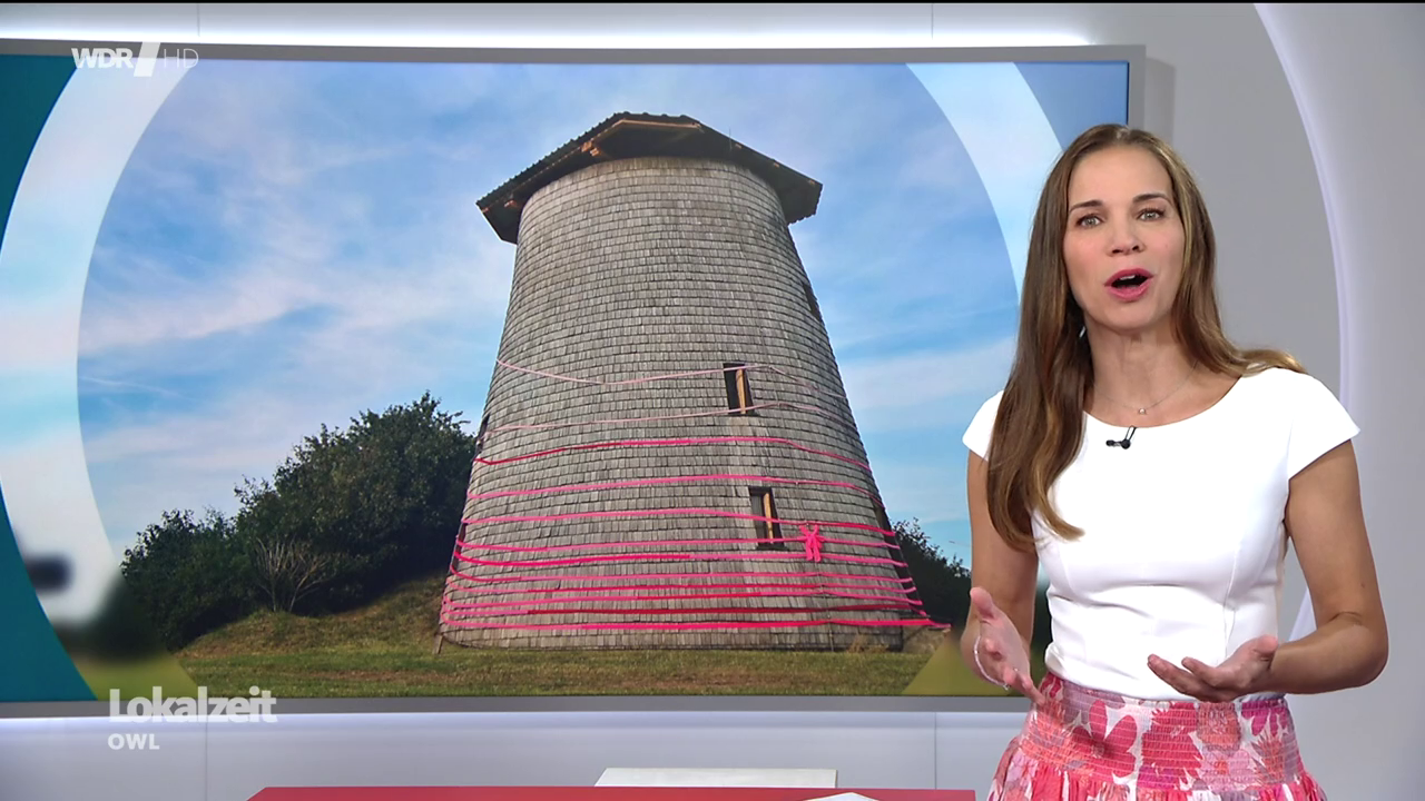 Kristina Sterz - °WDR Lokalzeit OWL° 11.08.2023 - 198X Caps_95.png