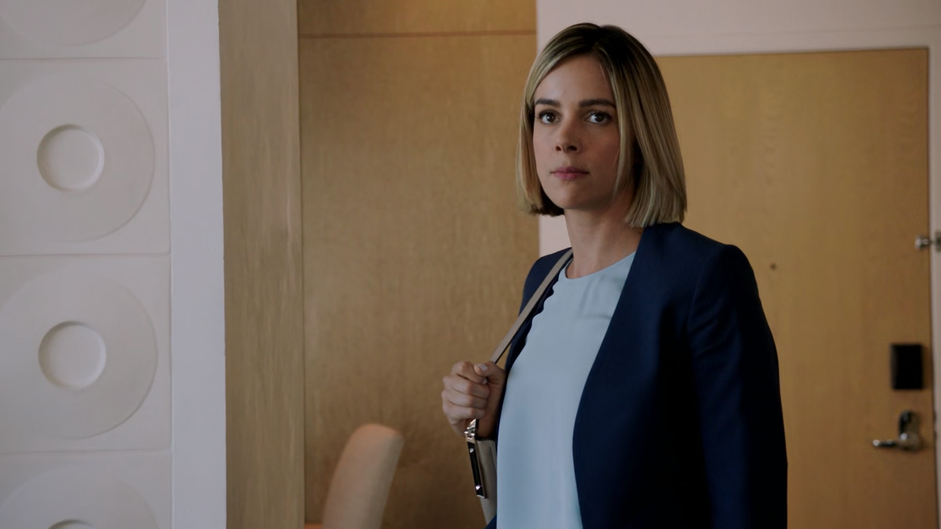 9-1-1.S02E02.1080p.WEBRip.x265-RARBG.mp4_20240427_204840.327.png