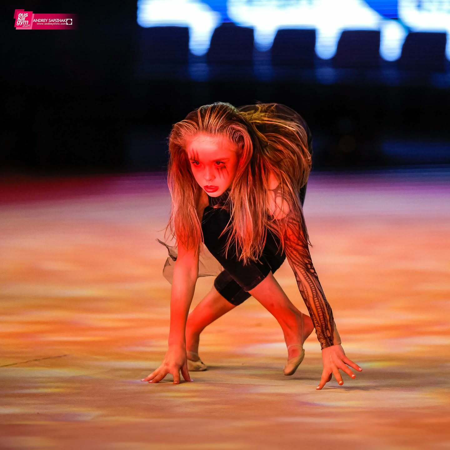 nikol gala6.jpg