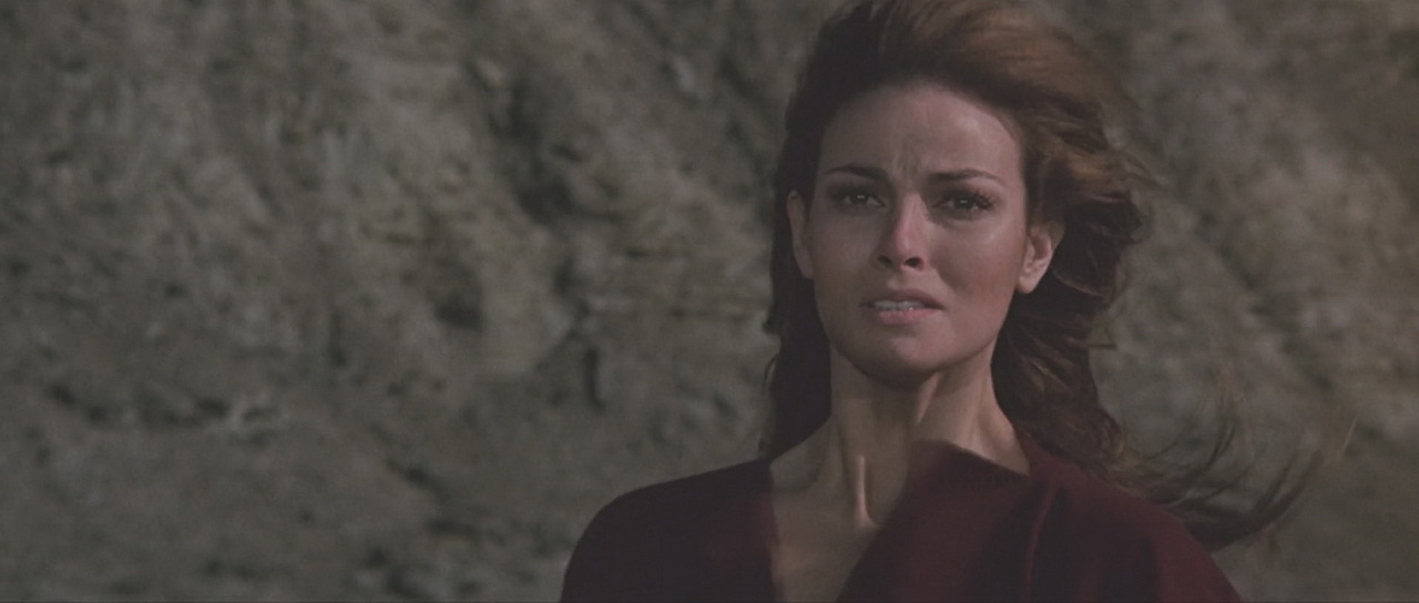 raquelwelch hanniecaulder okamicaps_030.jpg