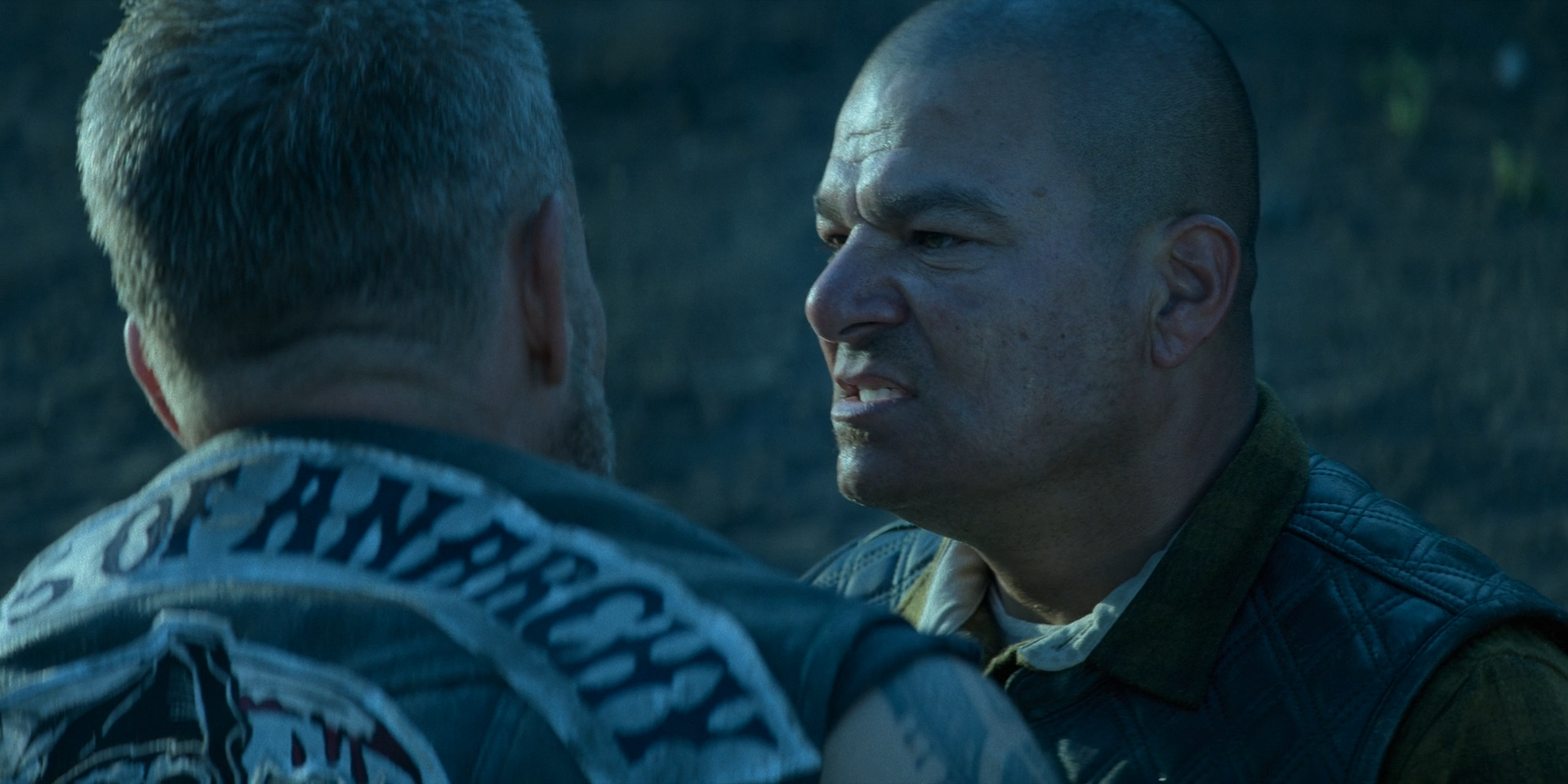 Mayans.M.C.S05E01.I.Hear.the.Train.a-Comin.1080p.AMZN.WEB-DL.DDP5.1.H.264-NTb.mkv_snapshot_01.28.706.png
