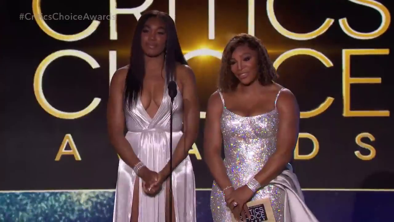 Venus & Serena Williams - °27. Annual Critics Choice Awards im Fairmont Century Plaza in LA° 13.03.2022 - 49X Caps_30.png