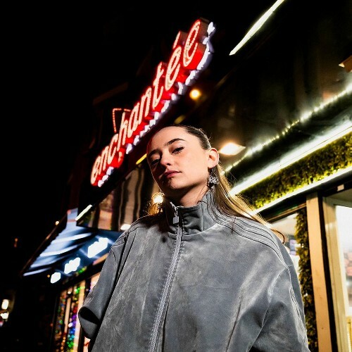  2L - Enchantée (2026) 