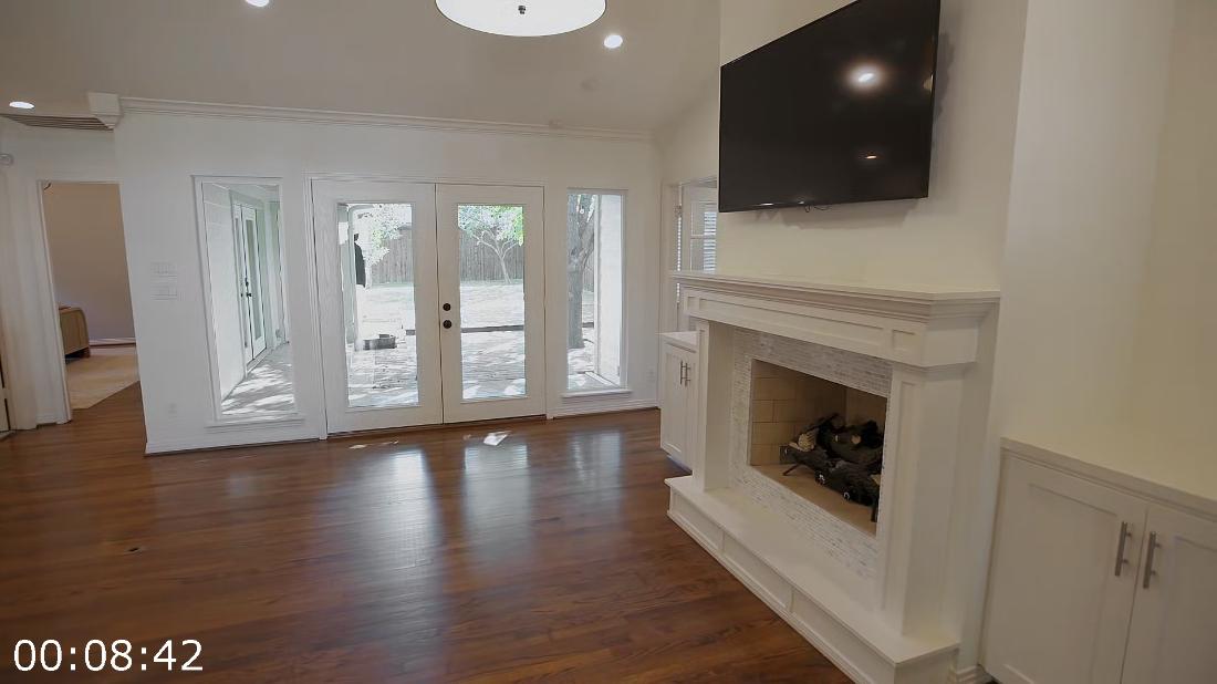 [Image: ME18IG09_o.png]