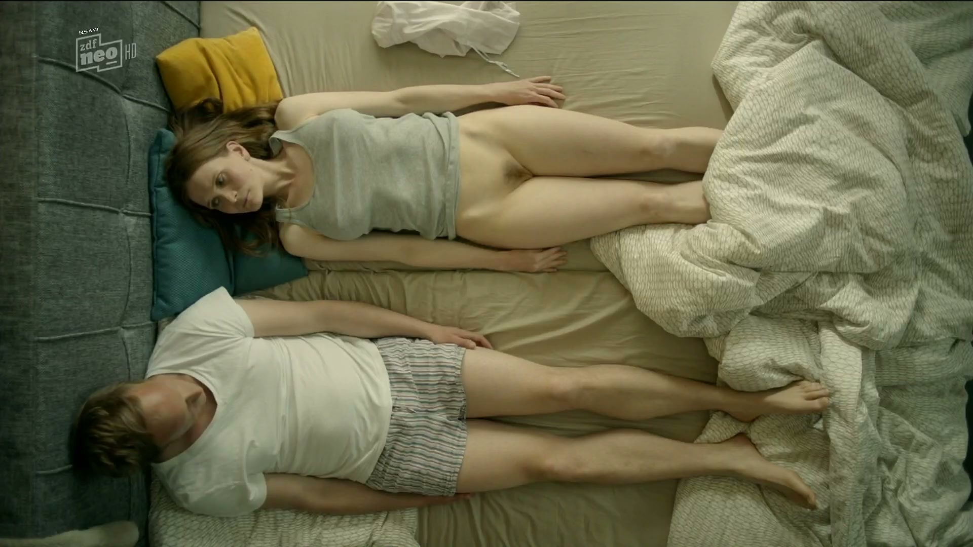 Movie Series Nudity – Komm Schon No.1