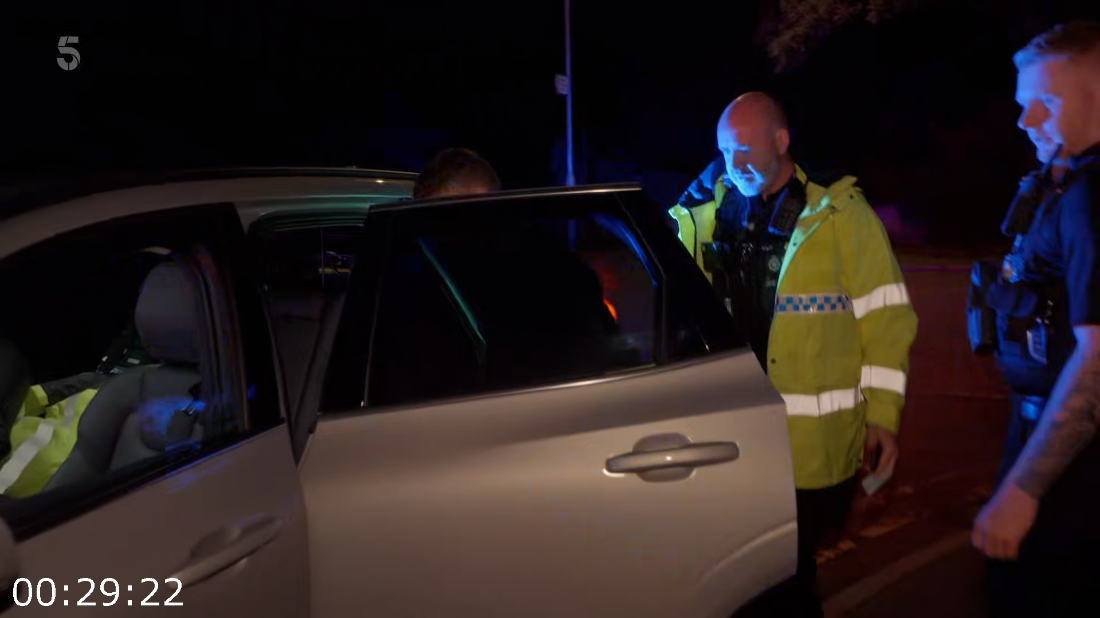 [Image: ME17UYCA_o.png]