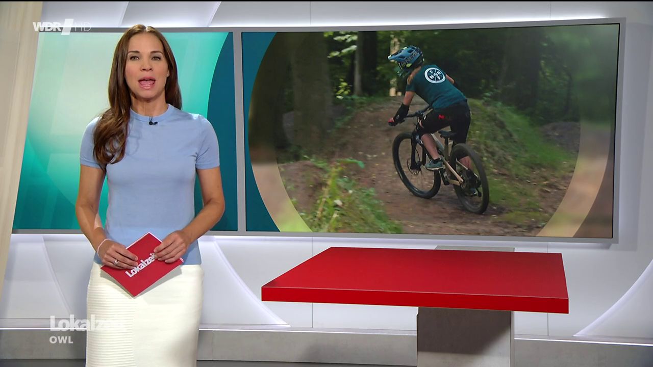 Kristina Sterz - °WDR Lokalzeit OWL° 09.08.2023 - 184X Caps_52.png