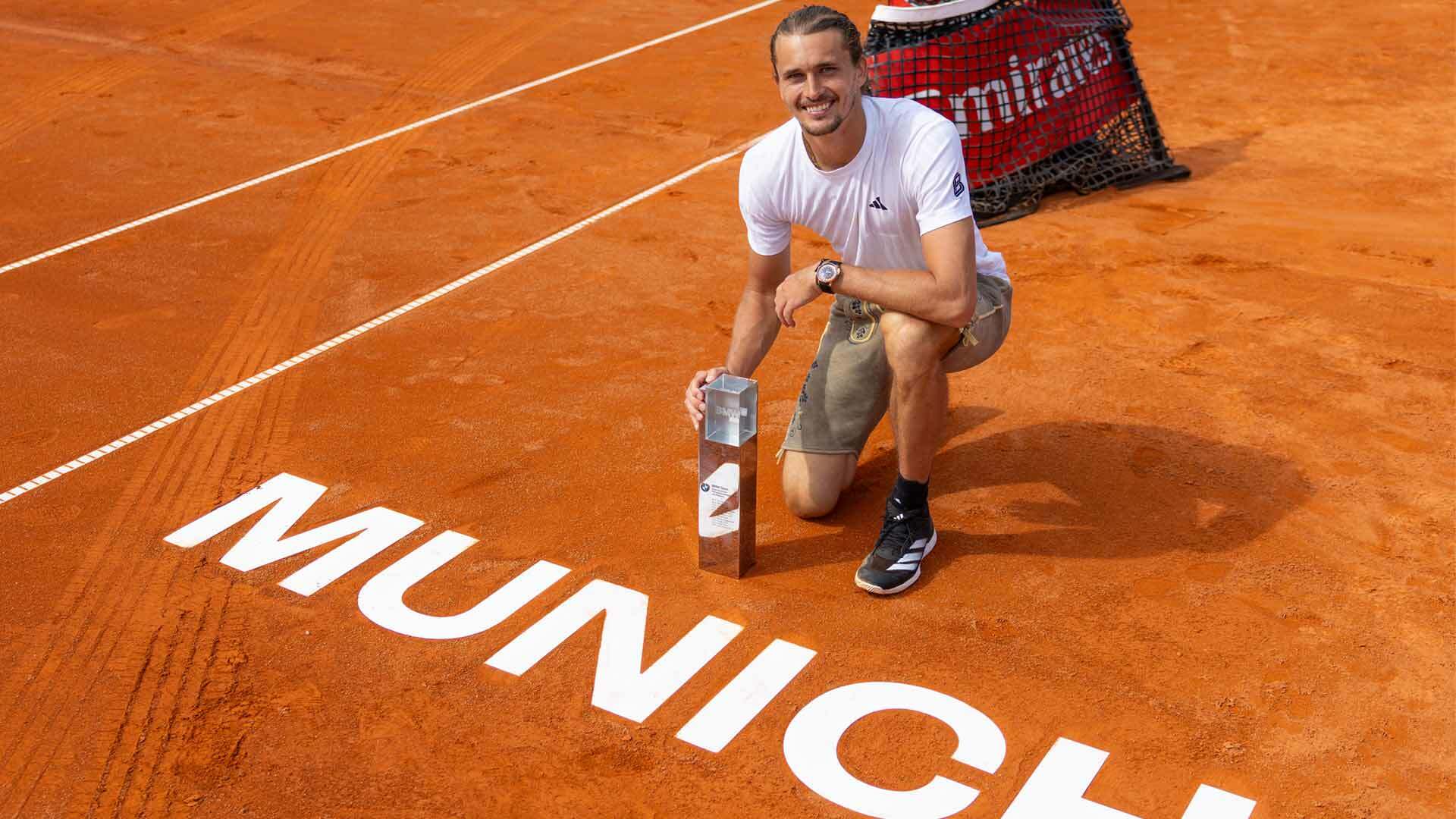 zverev-munich-2025-trophy-clay.jpg
