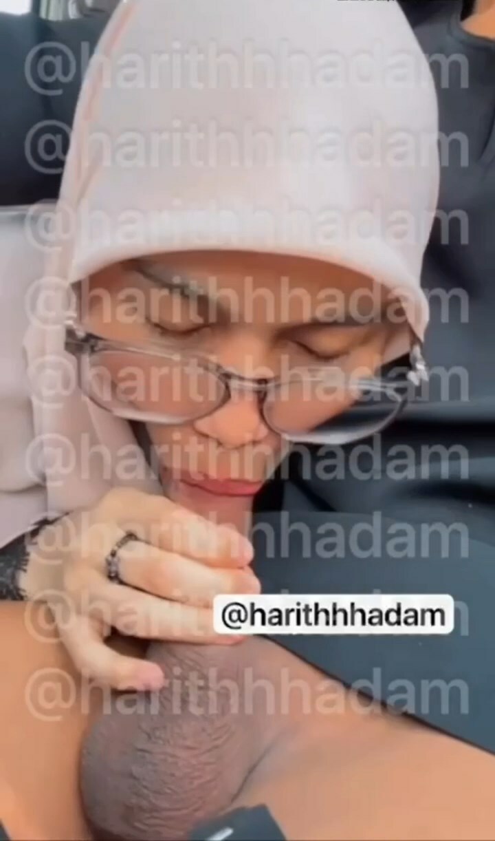 Video lucah awek tudung malay harithhhadam blowjob dalam kereta
