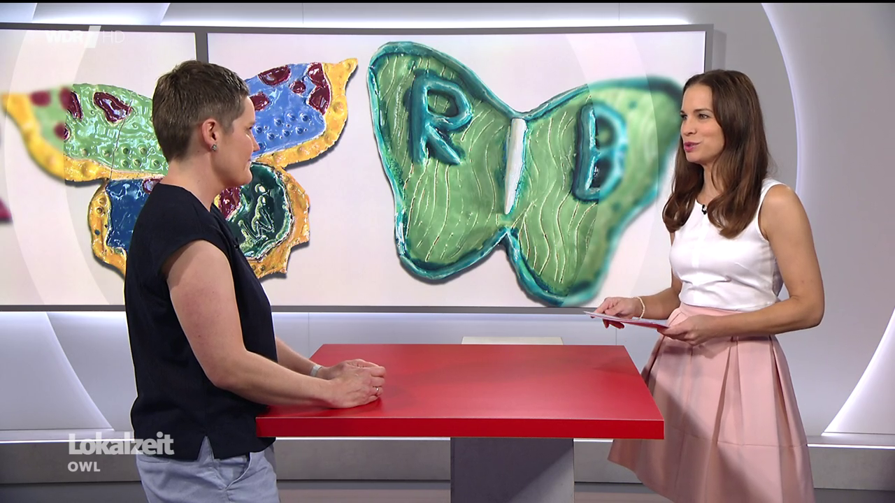 Kristina Sterz - °WDR Lokalzeit OWL° 07.09.2023 - 166X Caps_90.png