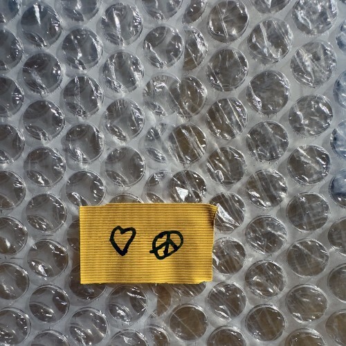  Johannes Brecht - Love & Peace (2025) 