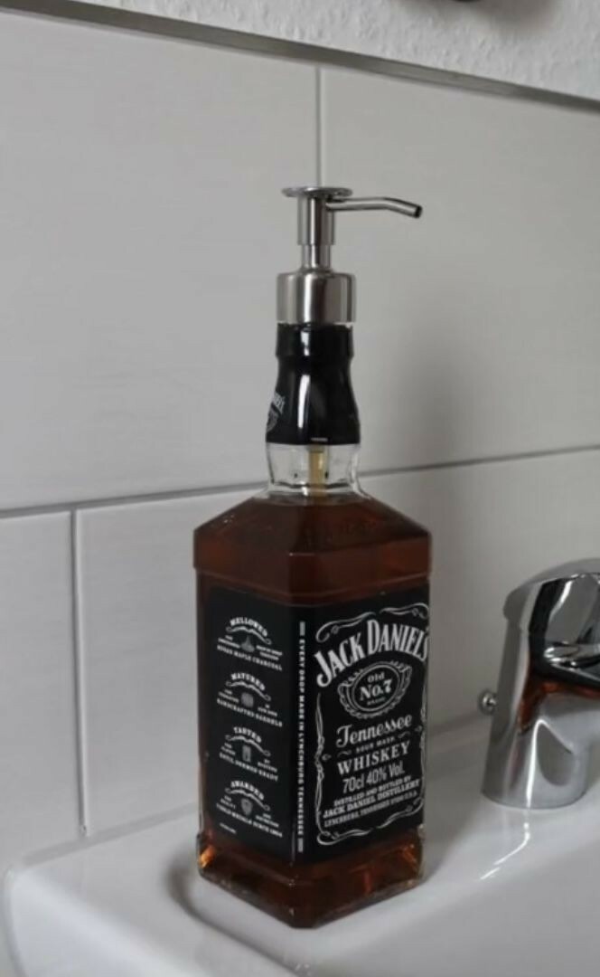 Ok5mKjr6.jpg