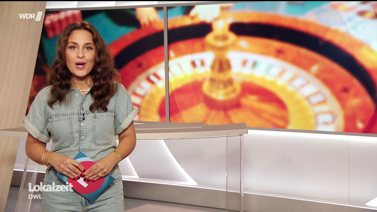 Nina Moghaddam - °WDR Lokalzeit OWL° 26.09.2024 - 127X Caps_42.png