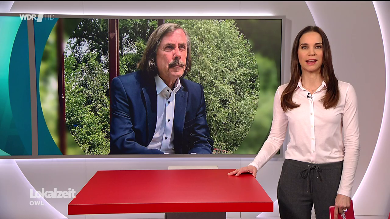 Kristina Sterz - °WDR Lokalzeit OWL° 21.03.2024 - 121X Caps_20.png