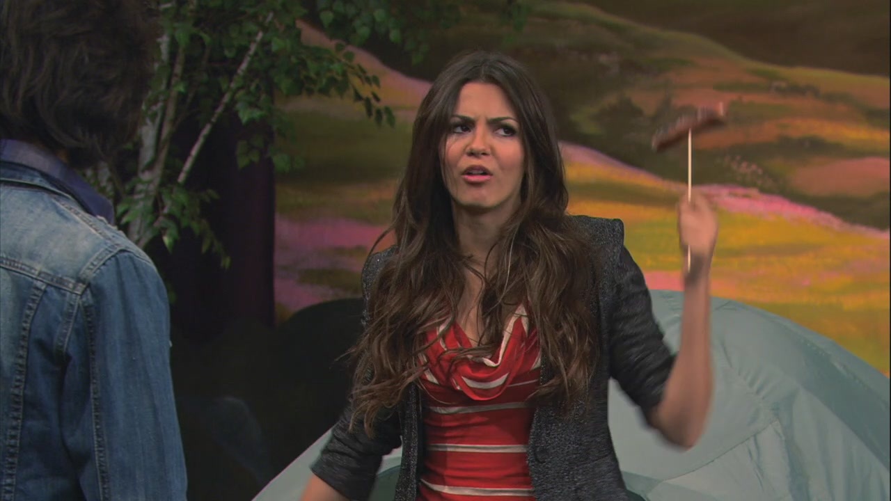 victoriajustice victorious112 okamicaps_408.JPG