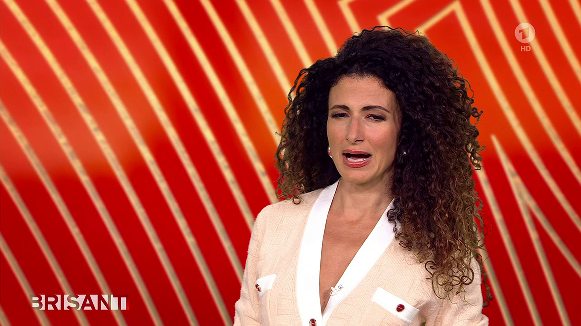 Marwa Eldessouky - °ARD BRISANT° 24.11.2023 - 88X Caps_34.png