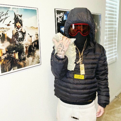  GmoneyDt, AMGCRAZY, PLAYERRWAYS - Bein Me Ain't Ez (2026) 